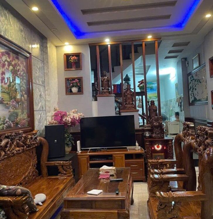 Bán Nhà Kề Mặt Tiền Song Hành Quận 12 – 4 Lầu Gỗ Quý – 4x16 – Giá Nhỉnh 8 Tỷ