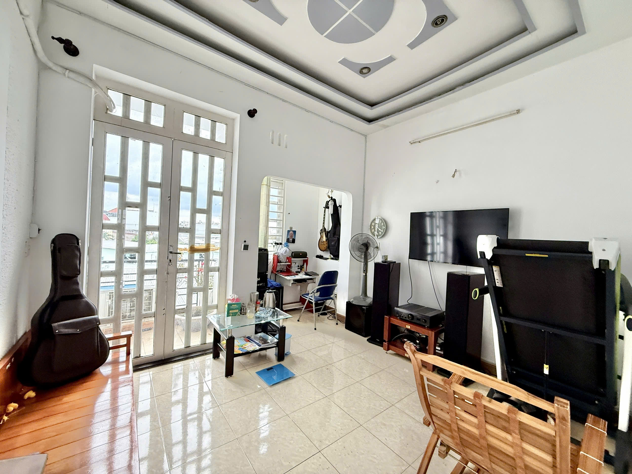 HÓT NHANH MỚI KỊP - NHÀ ĐẸP - HẺM 5M NGUYỄN VĂN QUÁ – 52M2 TRỆT 2 LẦU 4PN – GIÁ 5.38 TỶ