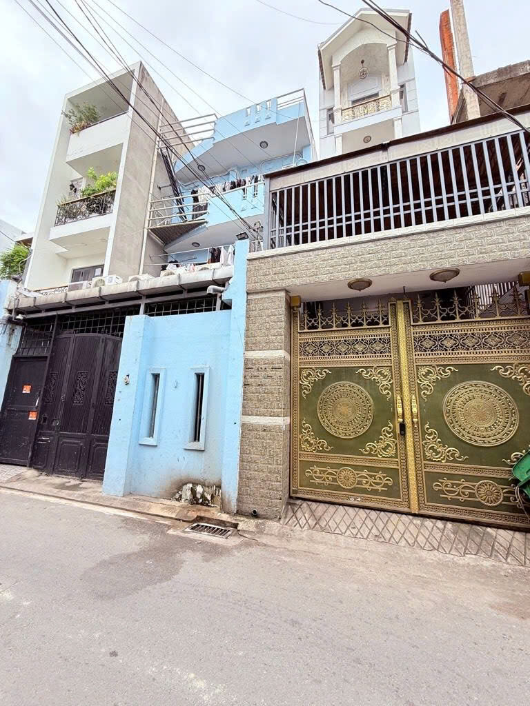 SIÊU PHẨM MẶT TIỀN – 6 TẦNG 14P – 120M2 – KHOÁN 50TR/TH – VỊ TRÍ VÀNG SÁT TRƯỜNG CHINH