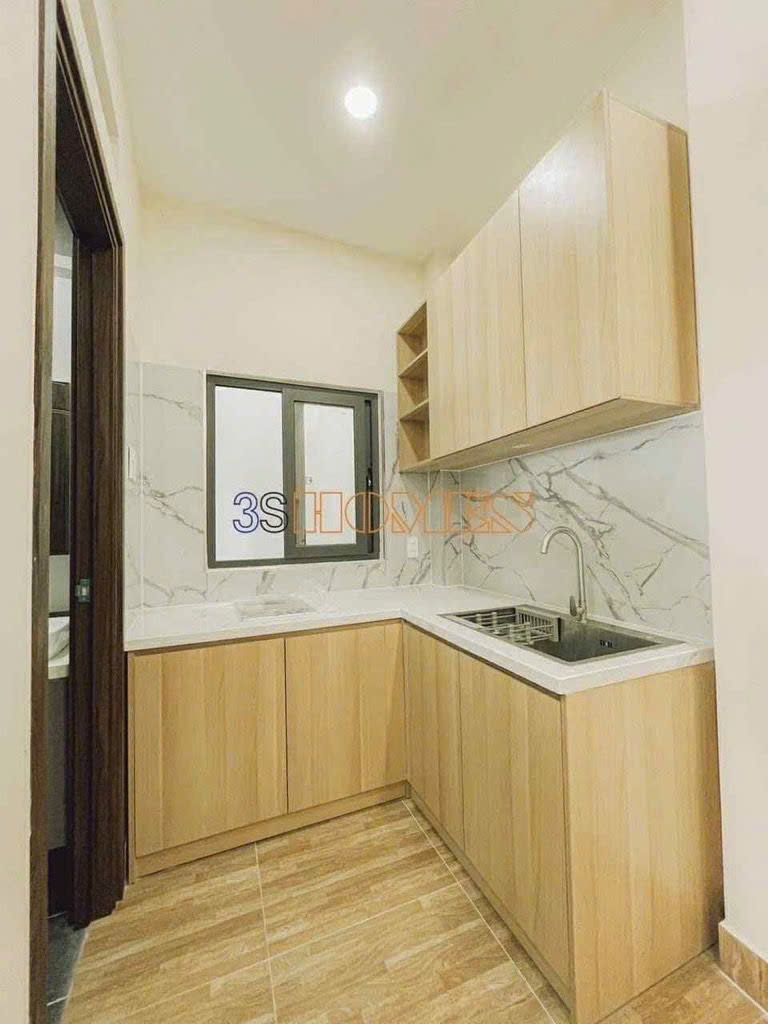 SIÊU PHẨM MẶT TIỀN – 6 TẦNG 14P – 120M2 – KHOÁN 50TR/TH – VỊ TRÍ VÀNG SÁT TRƯỜNG CHINH